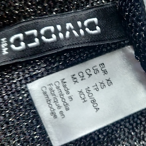 Black glitter full sleeve blouse - Picture 4 of 10